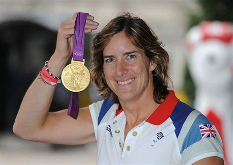  2012 Londra Olimpiyatları'nda Katherine Grainger'ın Altın Madalya Zaferi: Spor Tarihinde Bir Dönüm Noktası ve Britanya Kültürünün Yeniden Şekillenmesi